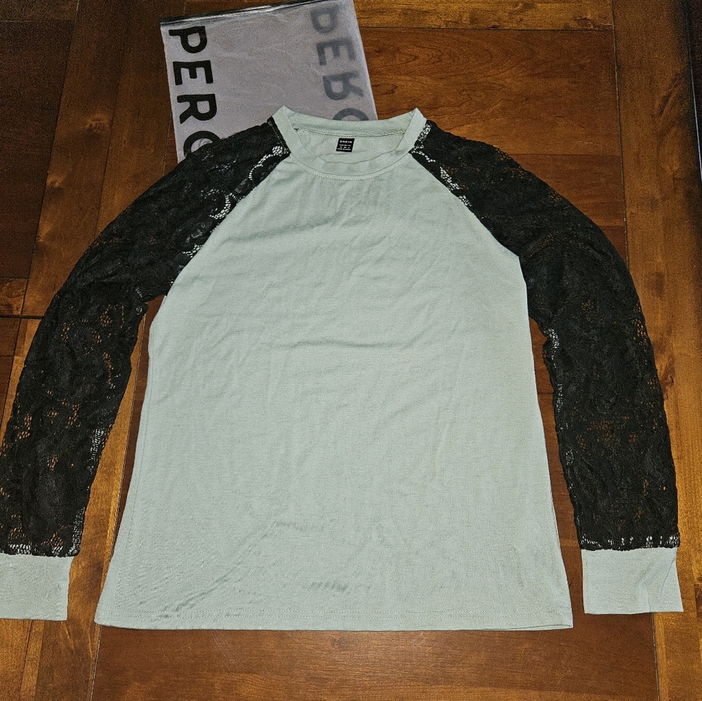 Lace Sleeve Top